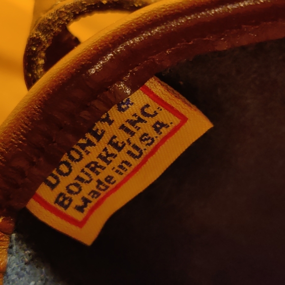 Dooney & Bourke All Weather Leather Vintage Carrier Bag - B702 - Picture 11 of 16